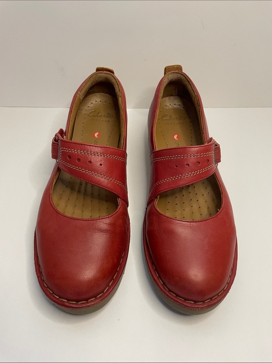 Clarks Shoes - Clarks Women’s Red Leather Strap Shoes.  Size 7.5 M